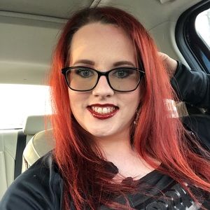 Meet your Posher, Kara